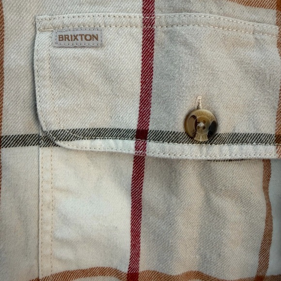Brixton NWT Women’s Cream and Red Plaid Button Down Flannel Size Large - Picture 6 of 10